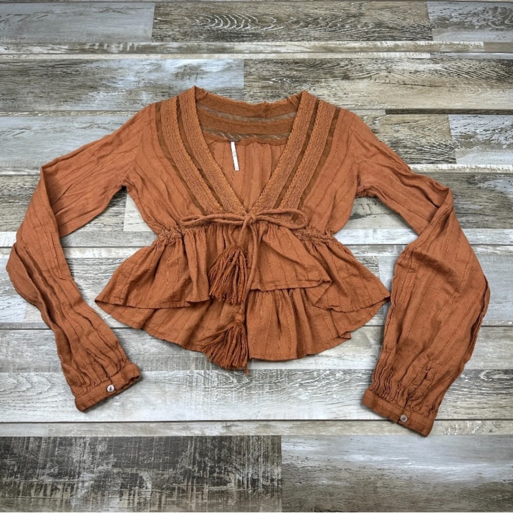 Women's Free People Blouse Top Shirt XS cropped long sleeve copper orange